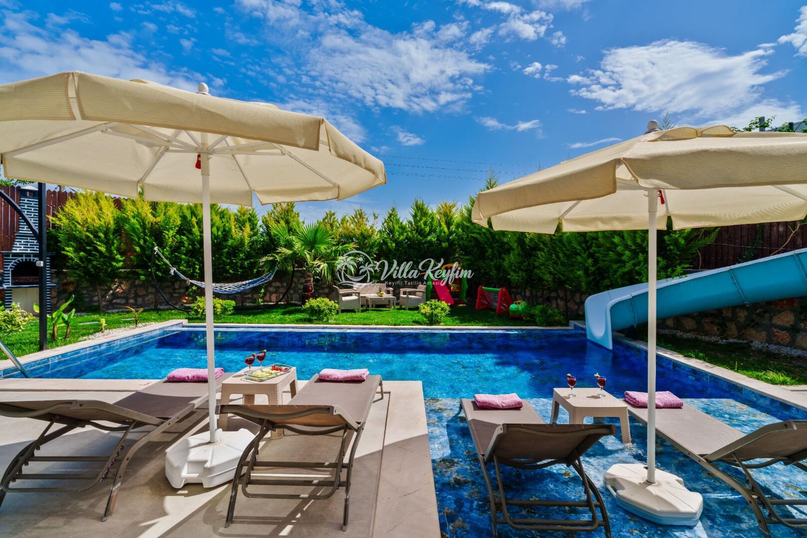 Villa Elena 1 — 19