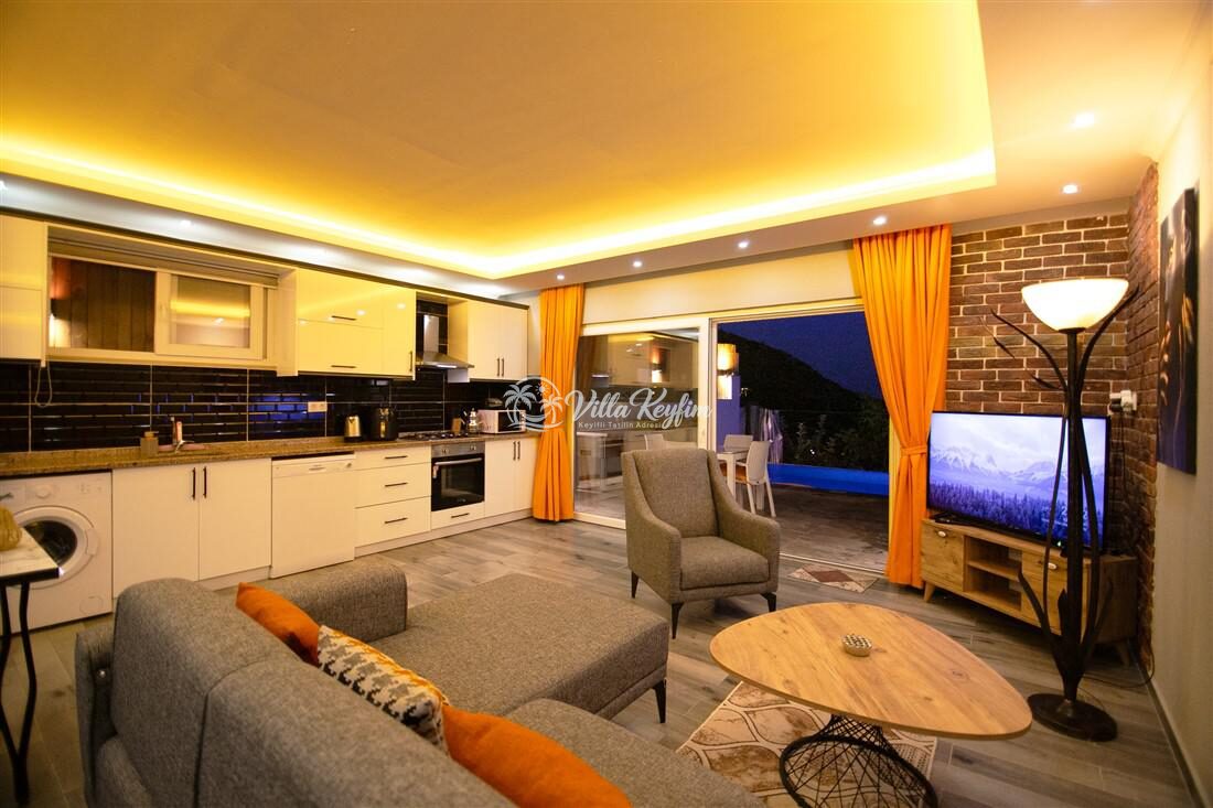 Villa Petra — 24