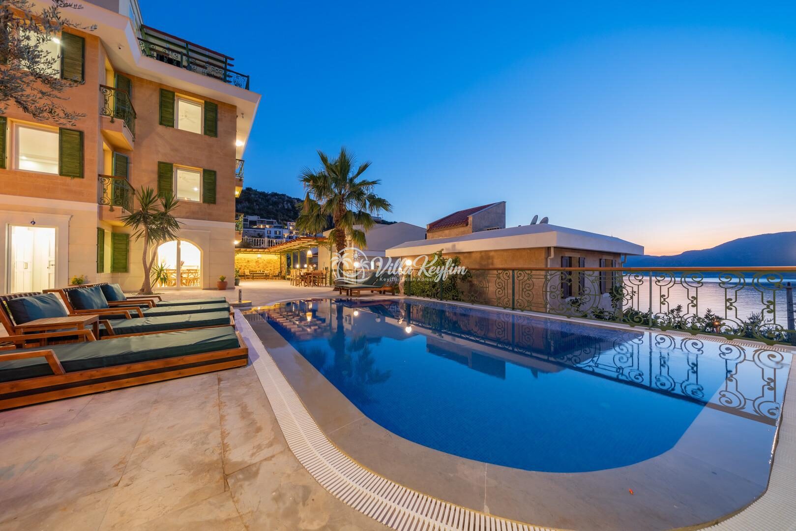 Villa Grande — 3