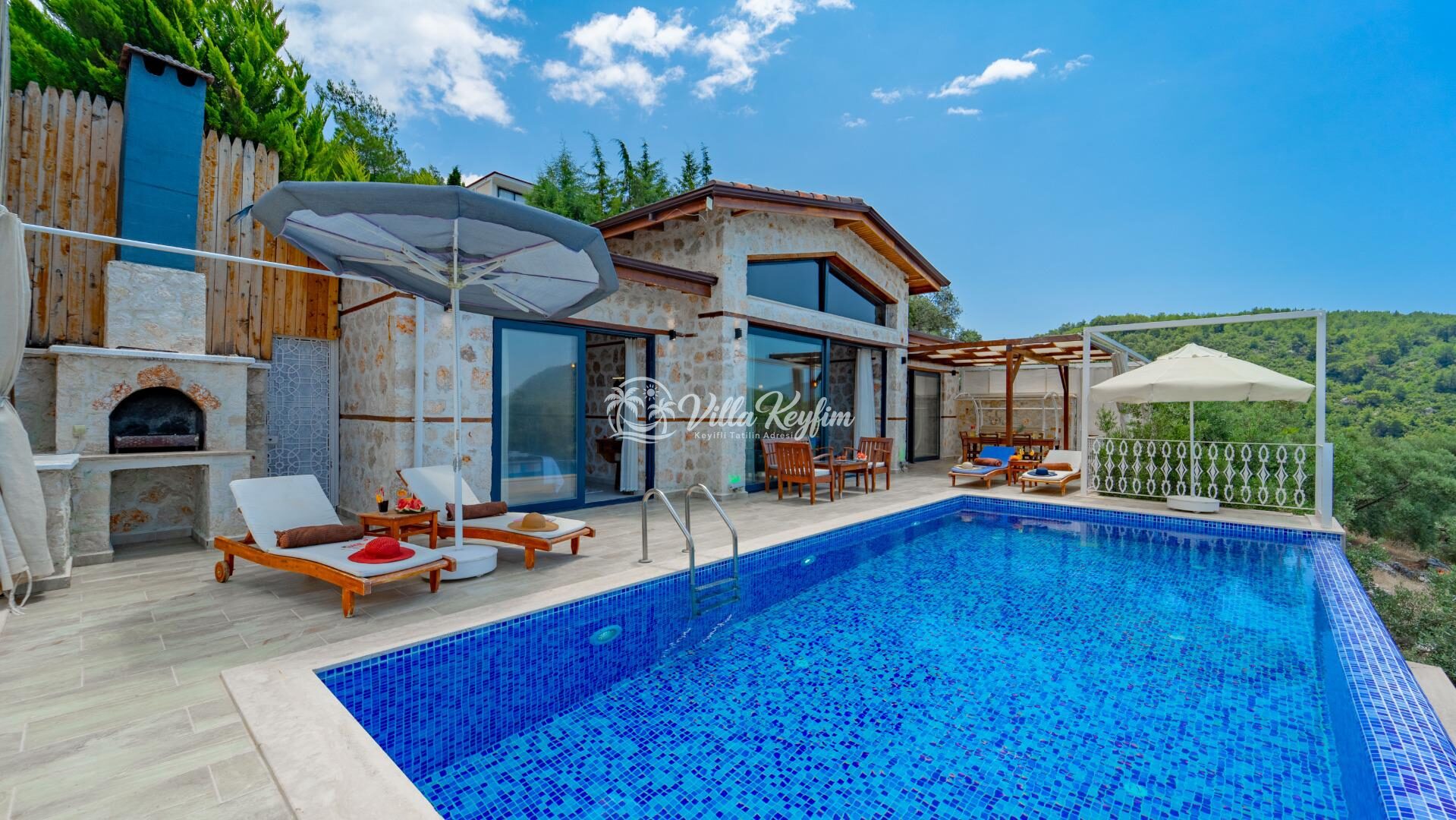 Villa Karen — 1
