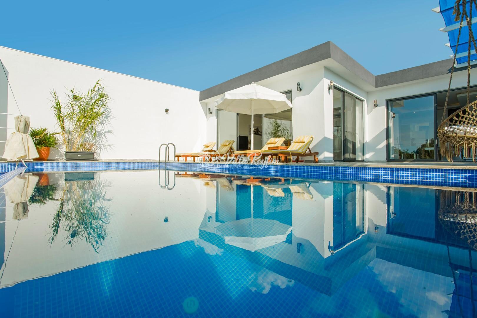 Villa Esin Üzümlü — 1