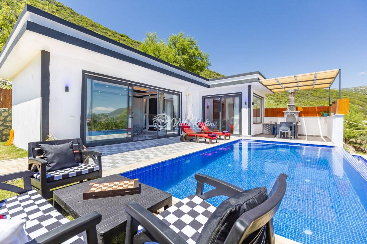 Villa Derin Duo — 1