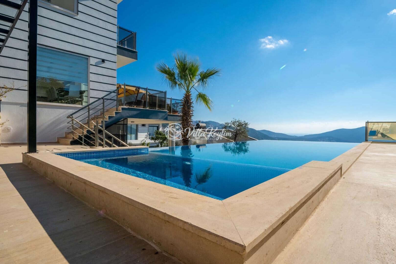 Villa İn The Sky — 81