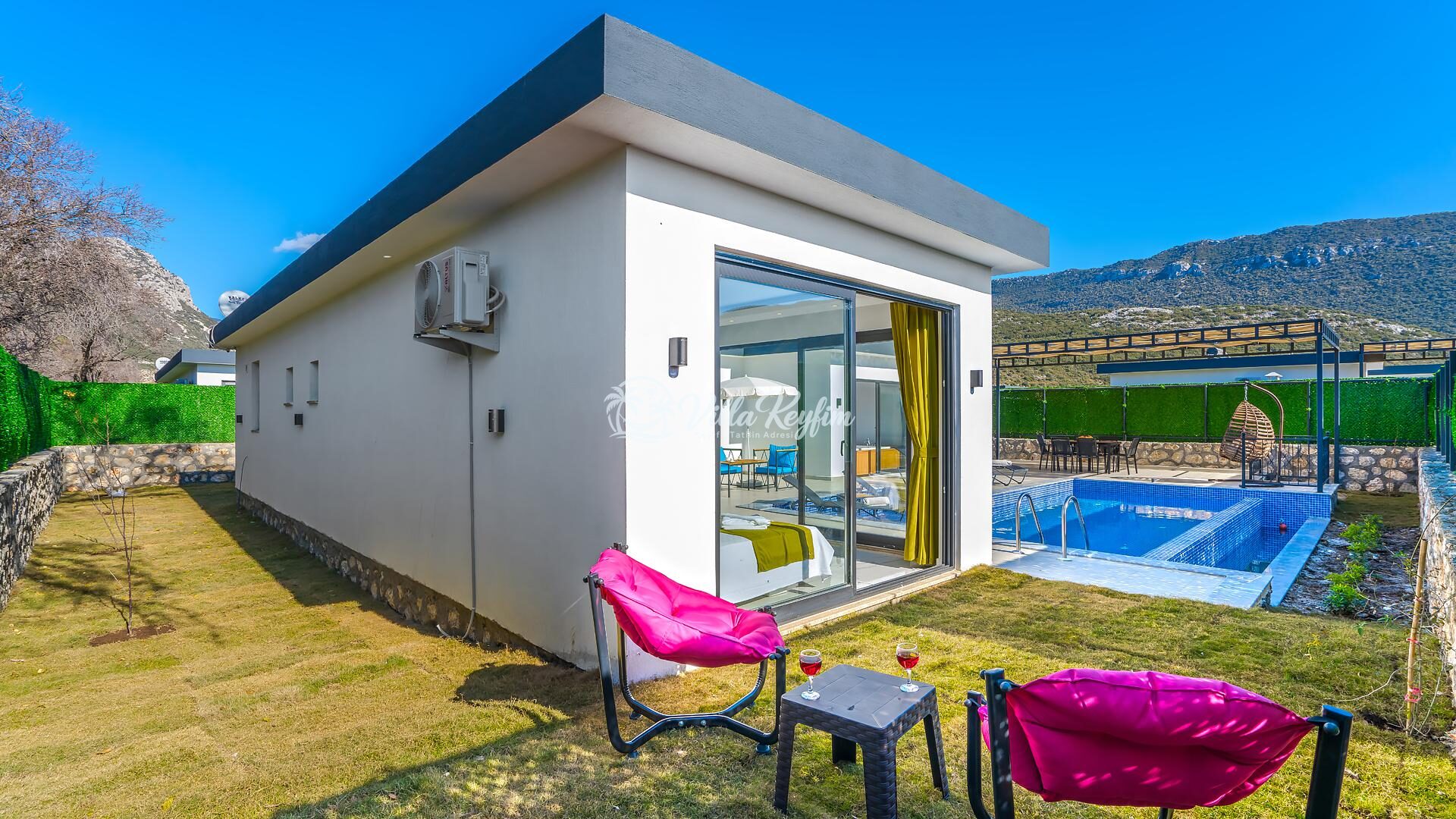 Villa Ortaç 4 — 13