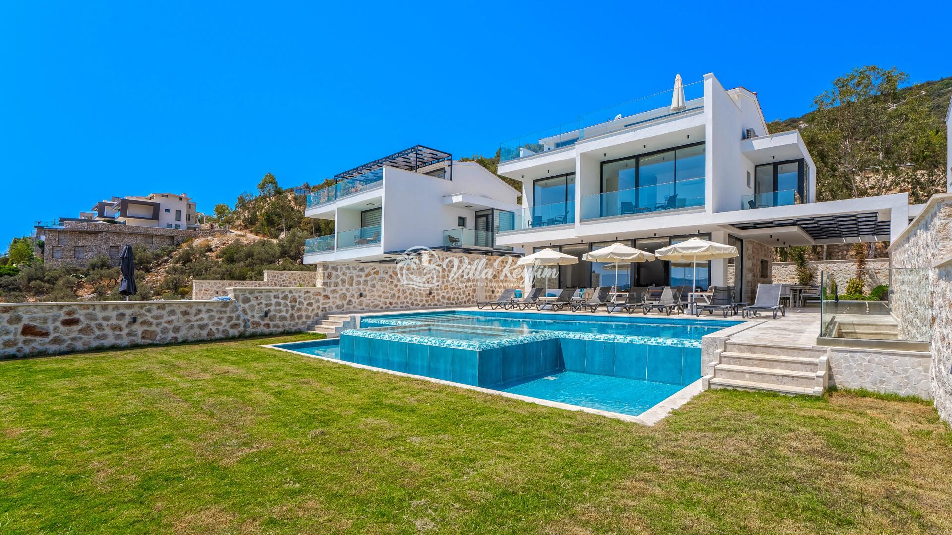Villa Lion — 3