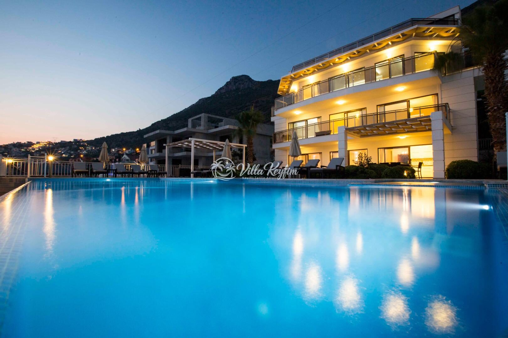 Villa Falcon Lodge — 6