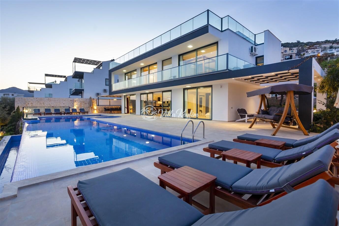 Villa Tigra — 1
