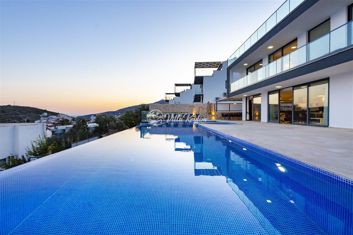 Villa Tigra — 11
