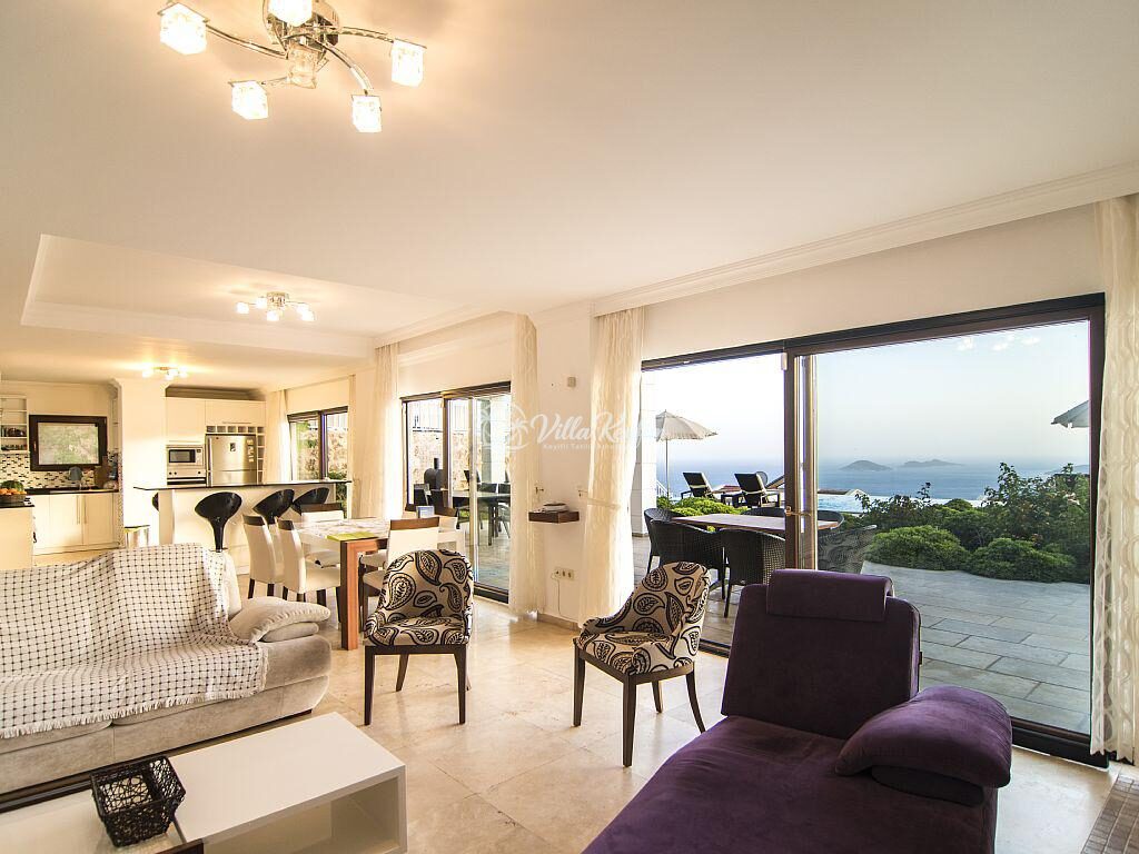 Villa Falcon Lodge — 26
