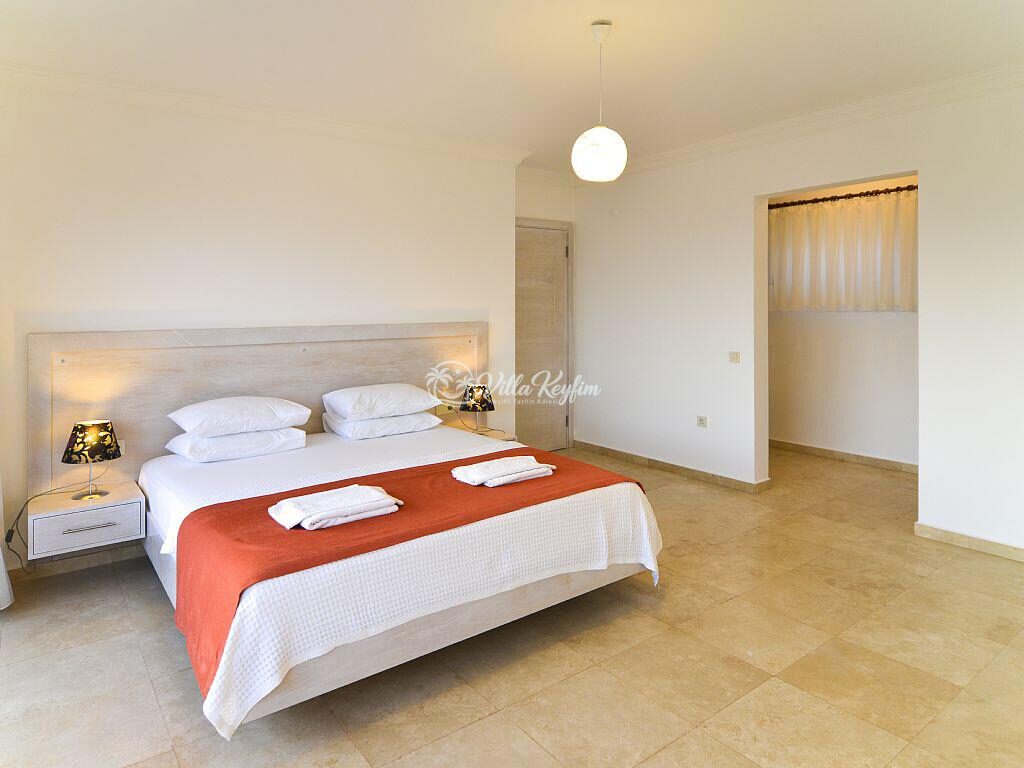 Villa Falcon Lodge — 29
