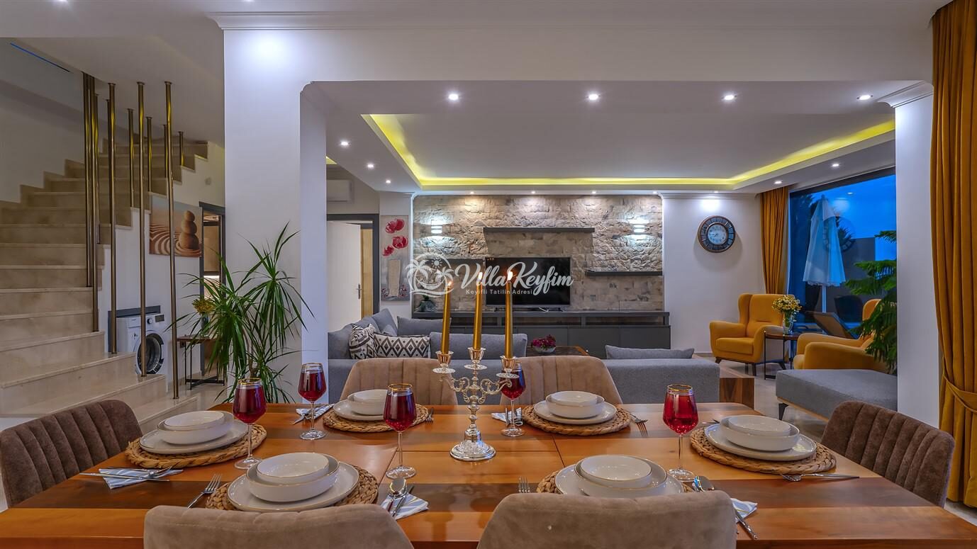 Villa Royal — 33