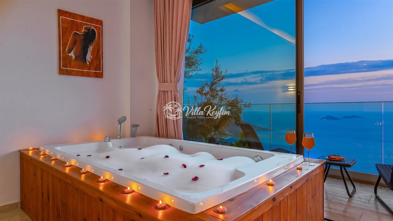 Villa Royal — 49