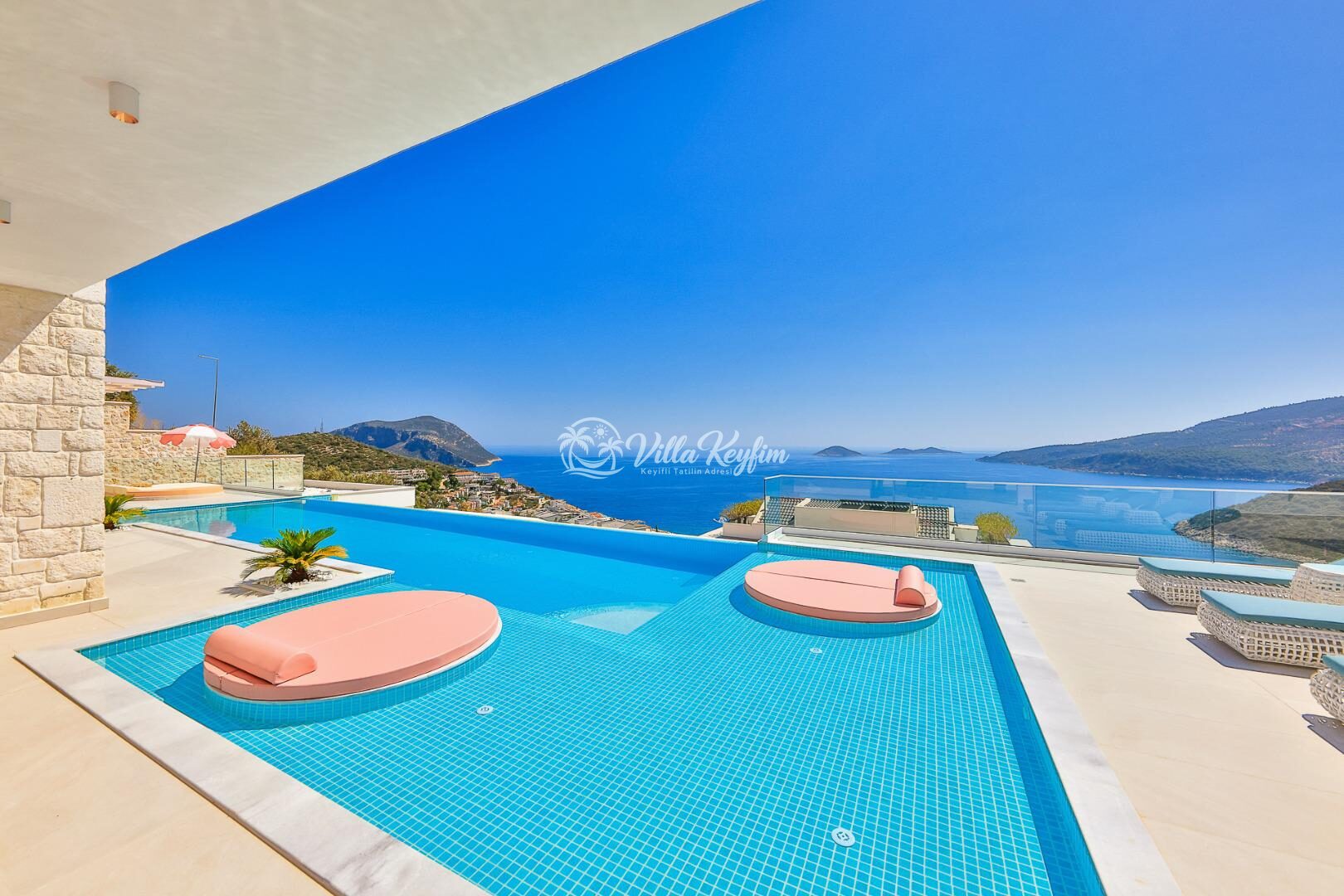 Villa Rosy — 11