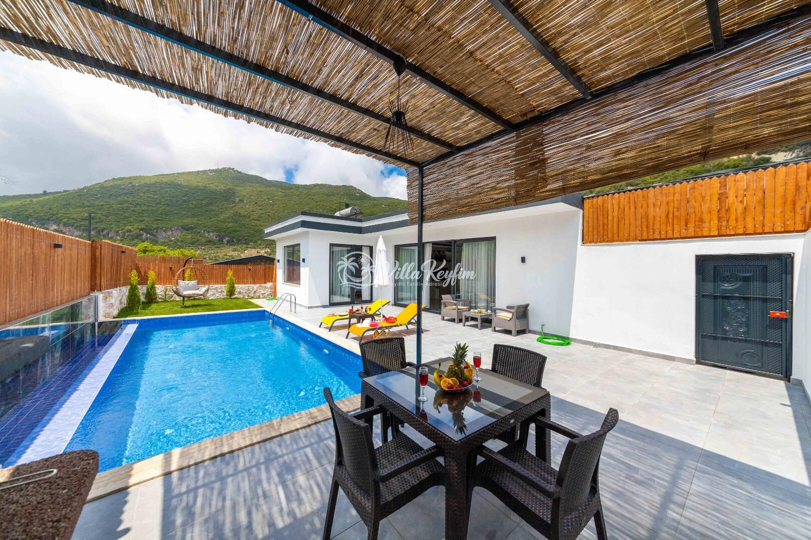 Villa Cika 5 — 11