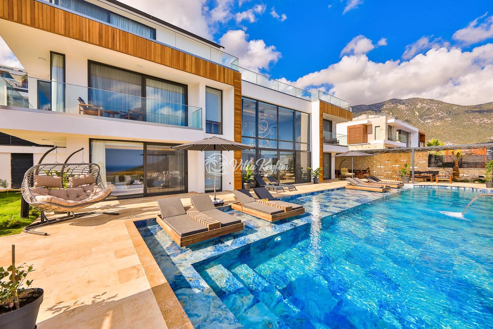 Villa Royal Life — 6