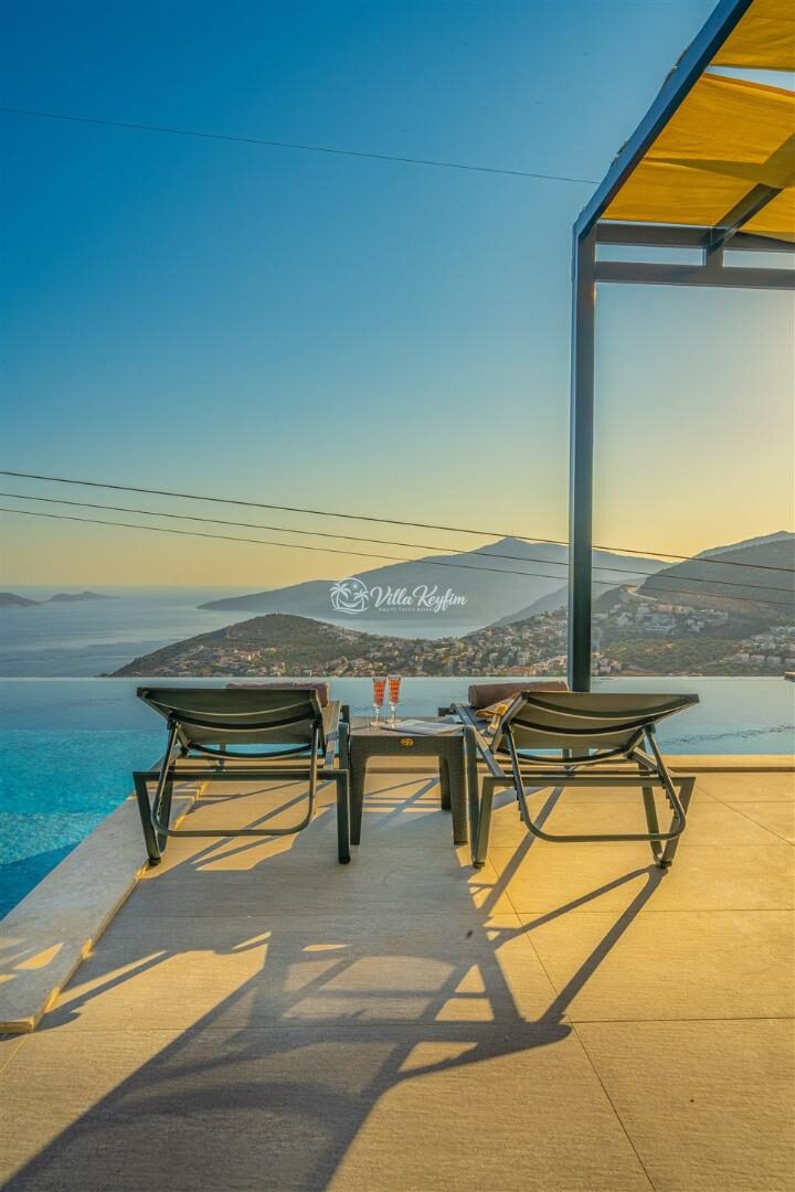 Villa Grey Falcon — 14