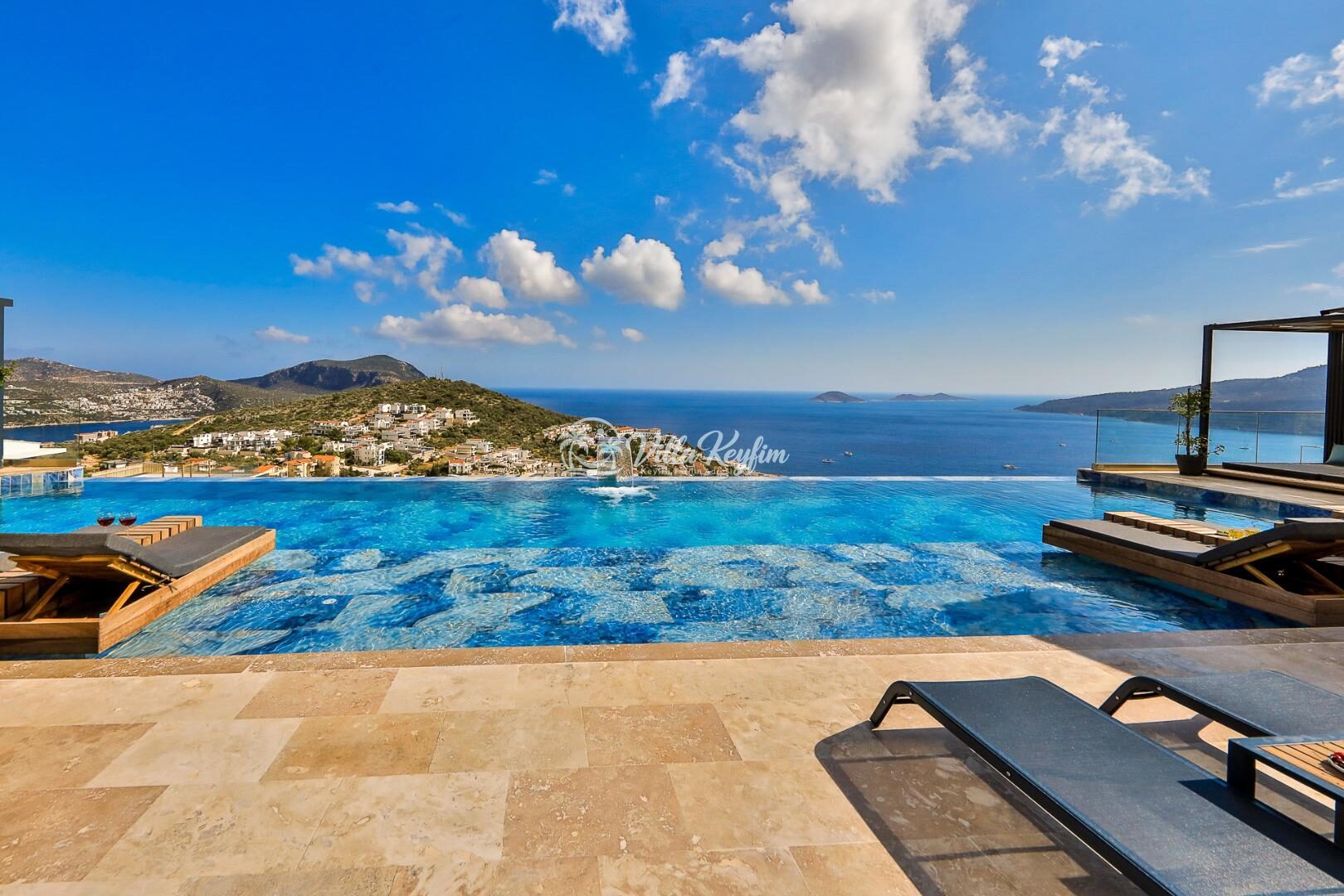 Villa Royal Life — 9
