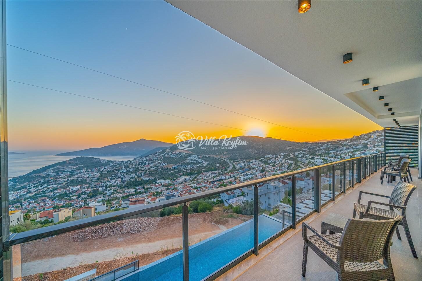Villa Grey Falcon — 33