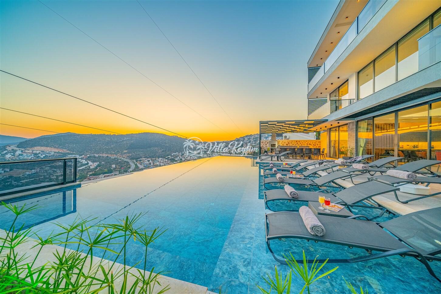 Villa Grey Falcon — 46