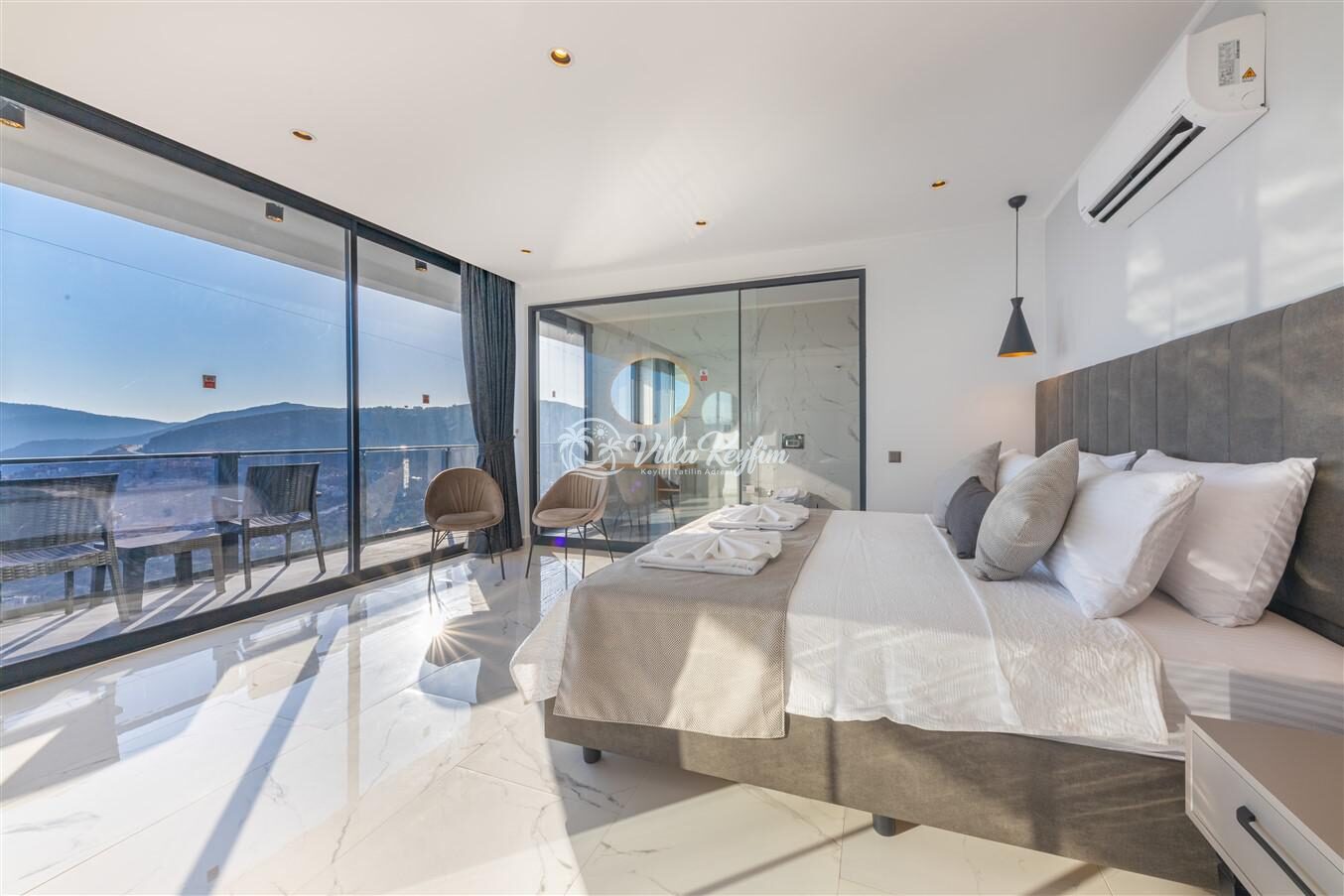 Villa Royal Falcon — 57