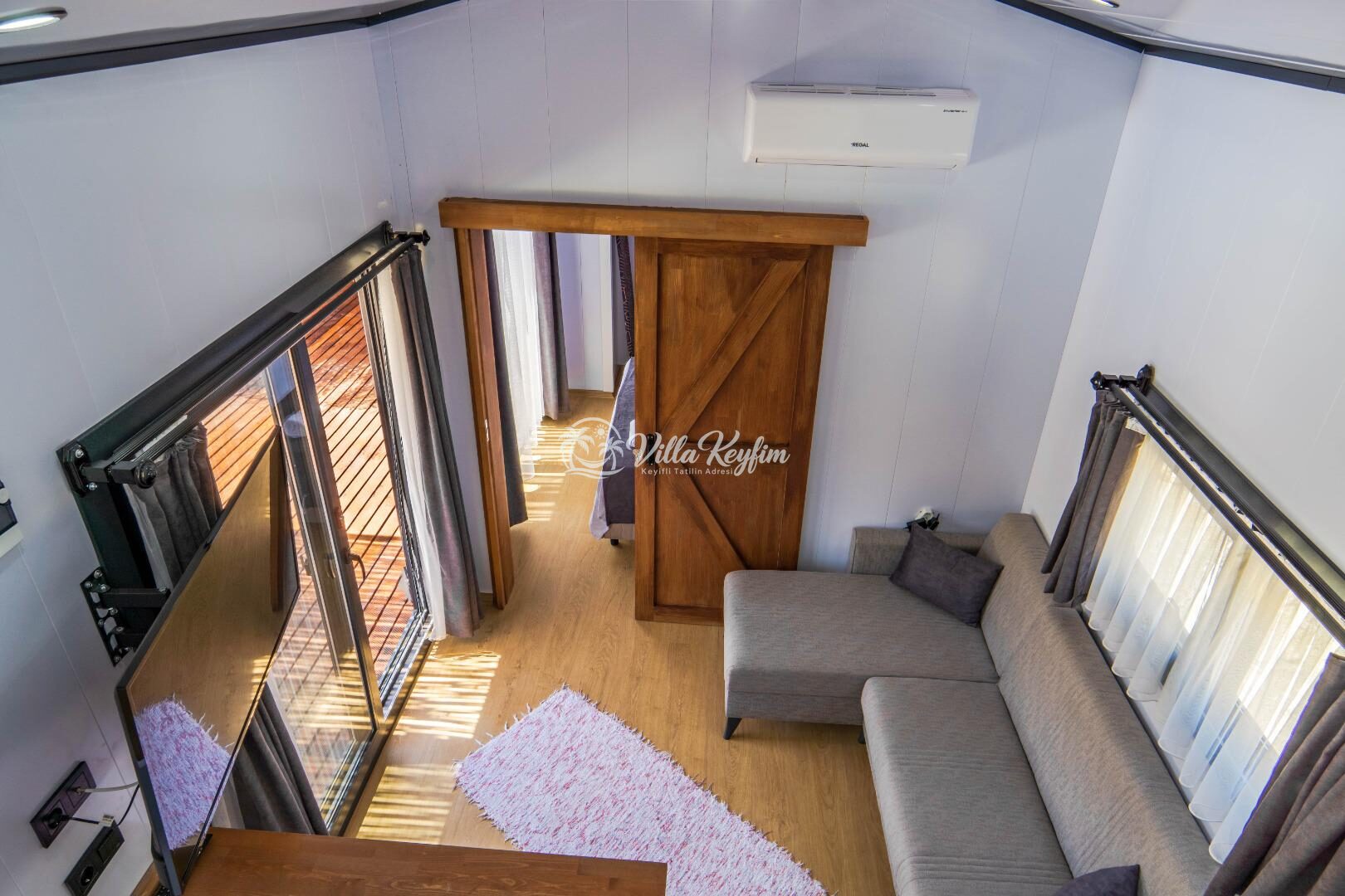 Villa Perla House — 24