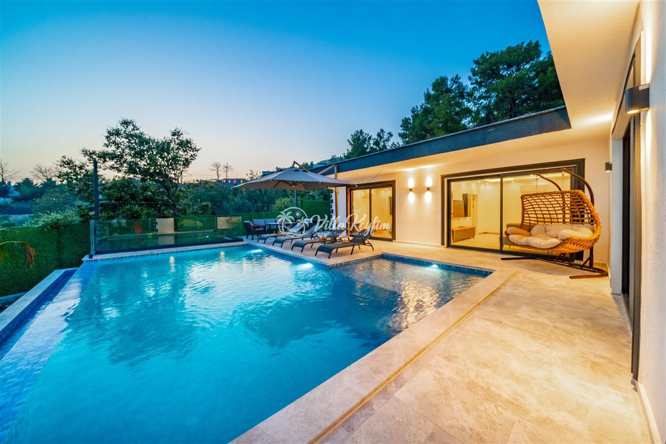 Villa Mira Trio 2 — 45