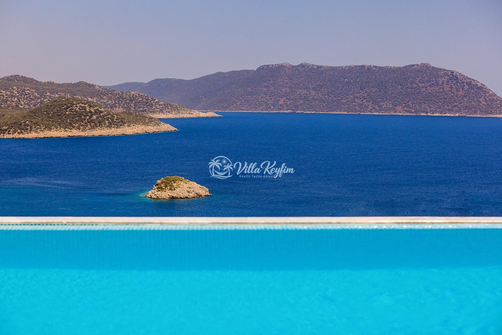 Villa Simurg — 1
