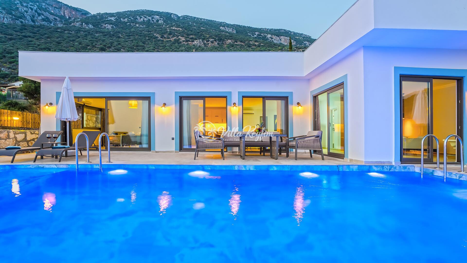 Villa Nevra — 6