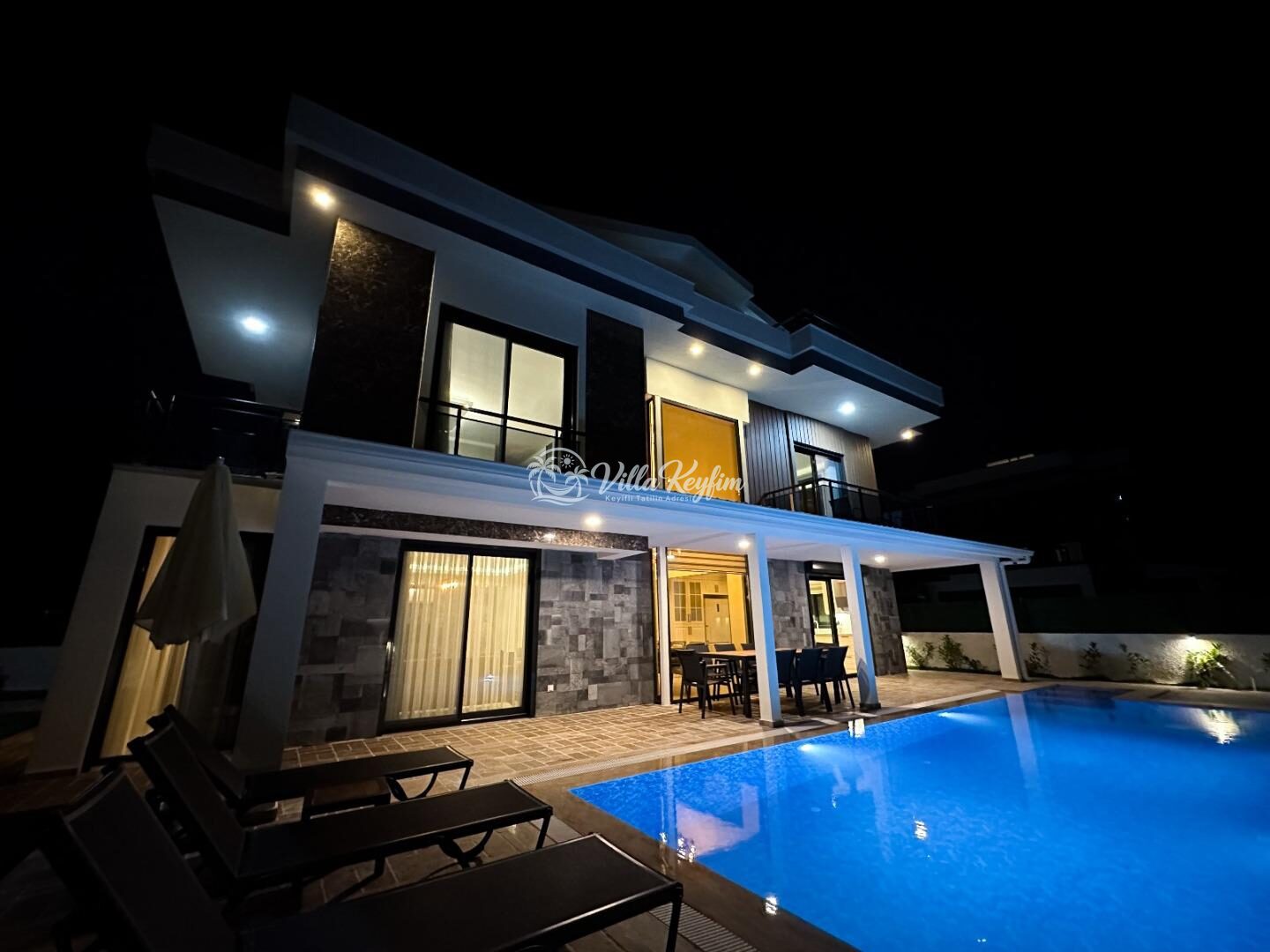 Villa Galaksi Dünya 2 — 11