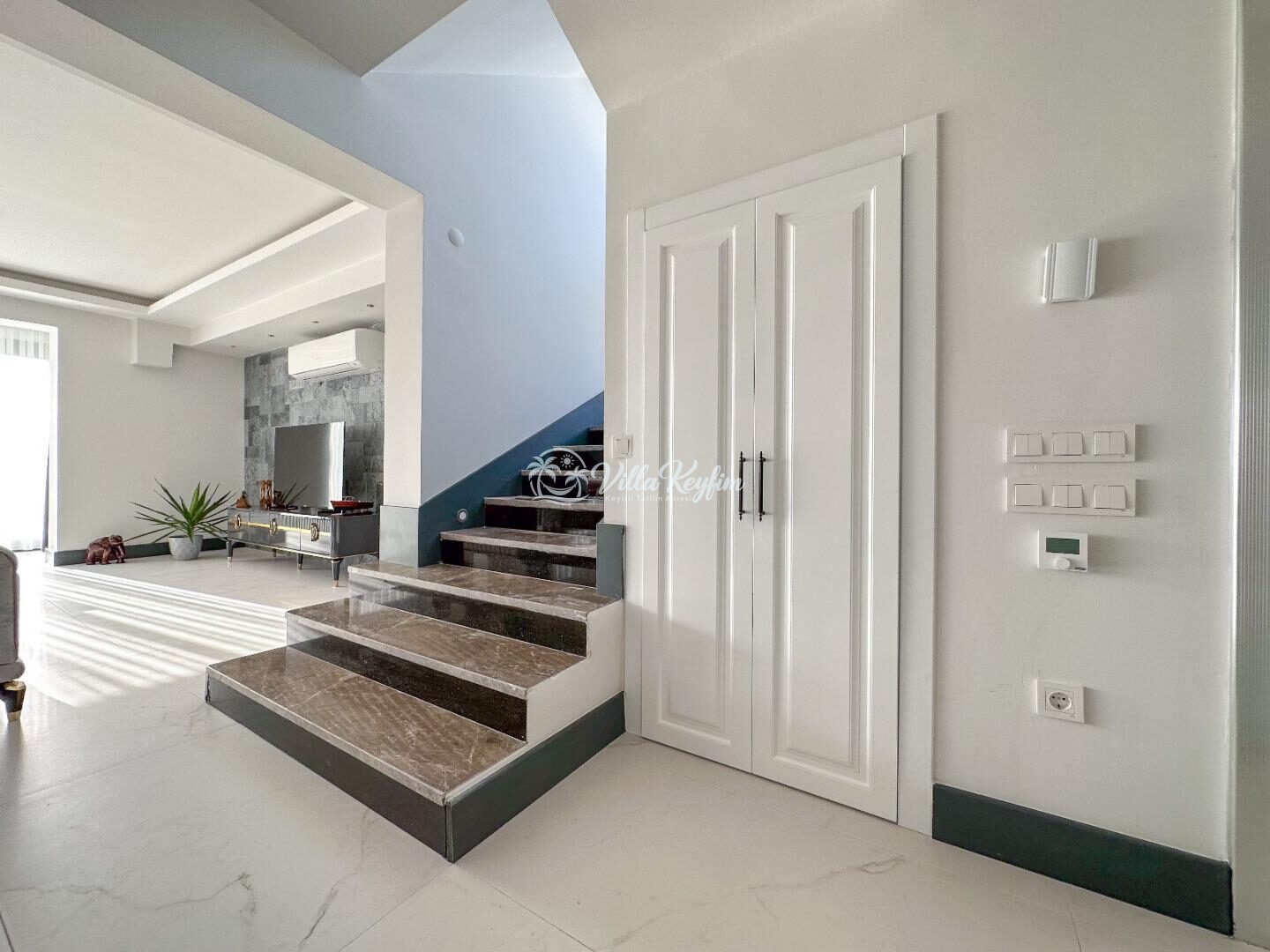 Villa Galaksi Mars 3 — 44