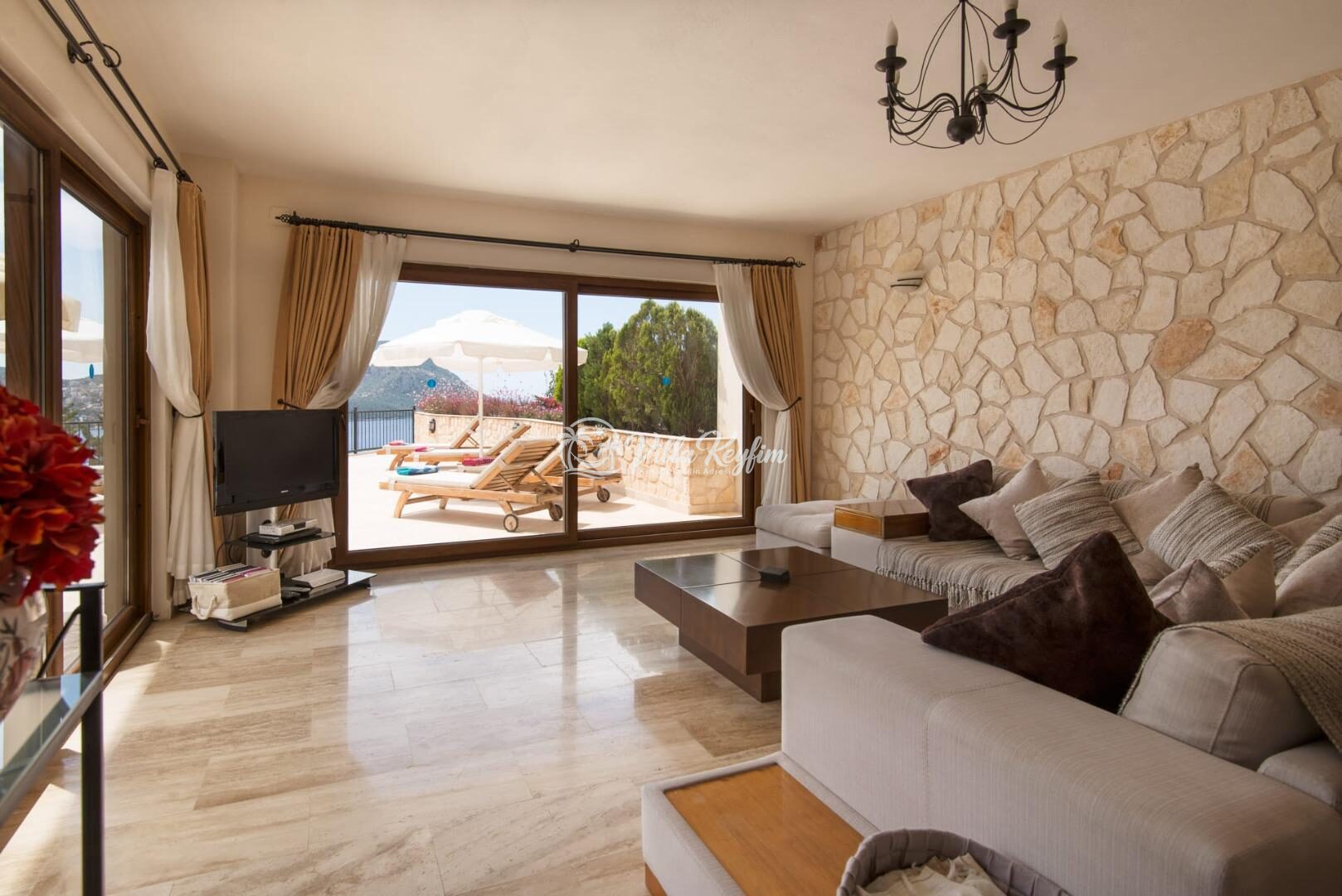 Villa Sarafin — 11