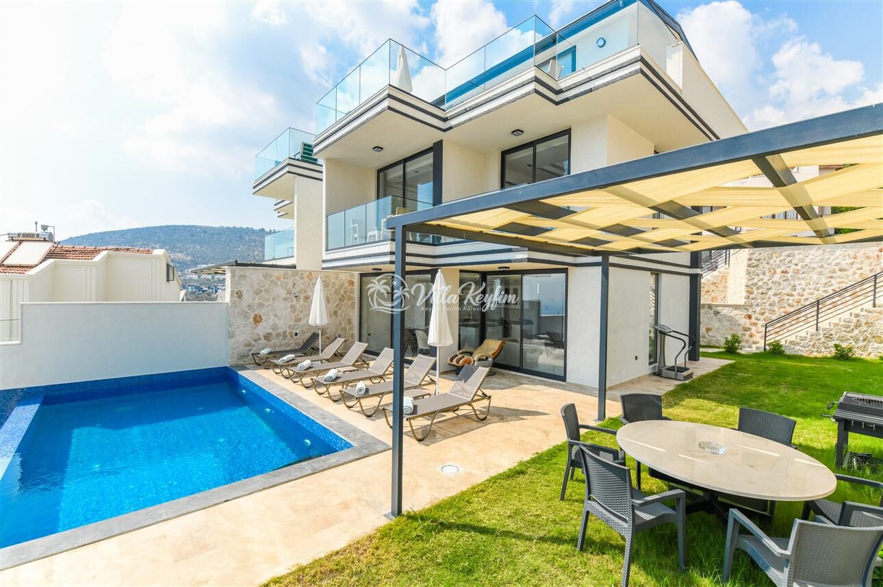 Villa Ece Kızıltaş — 1