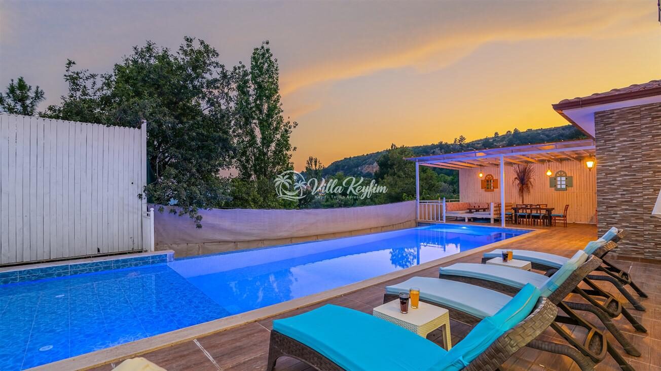 Villa Peri — 11