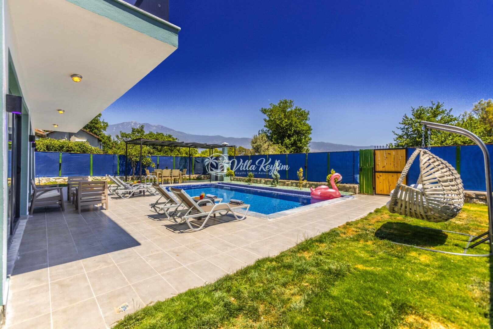Villa Last Summer — 22