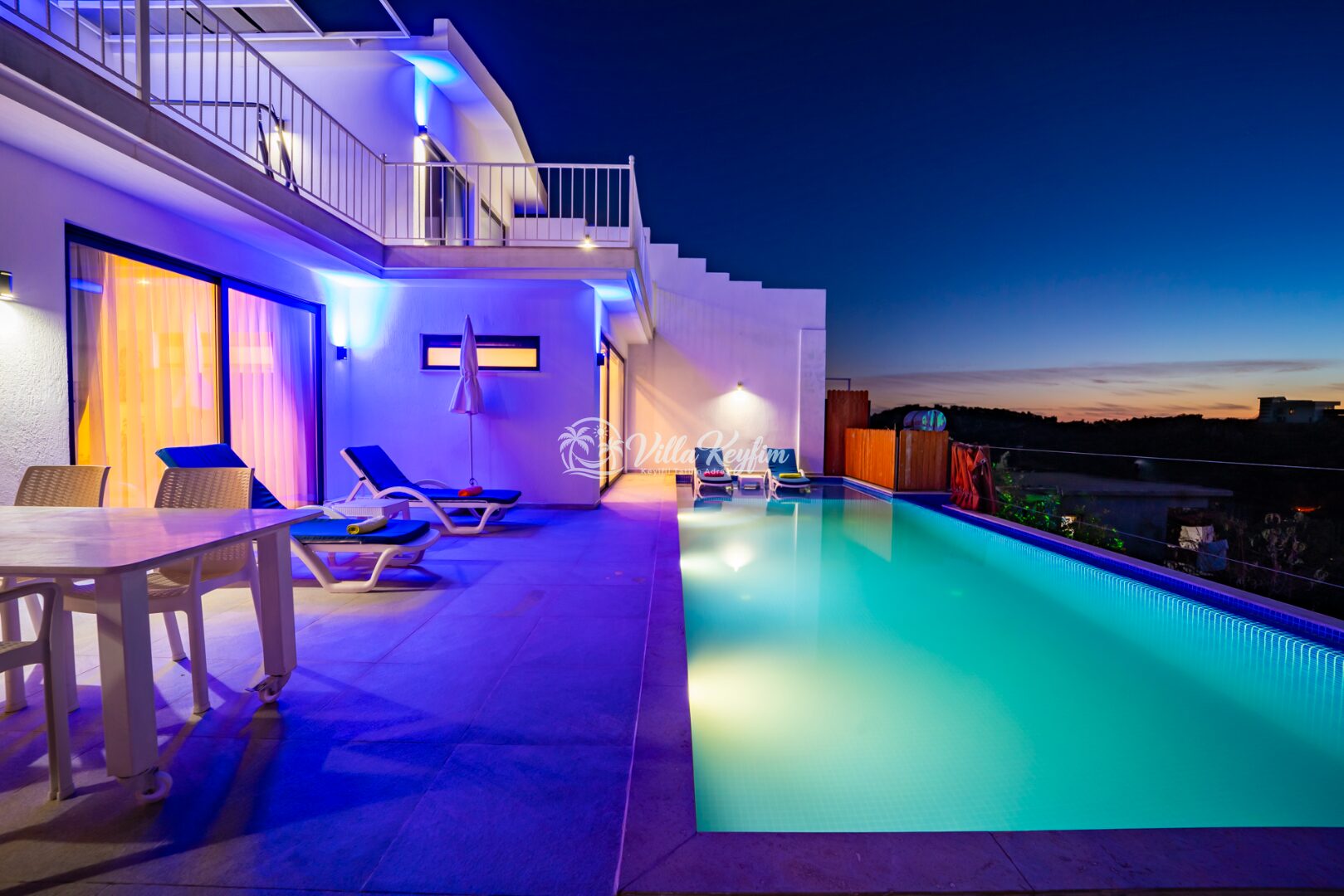 Villa Glorya — 3