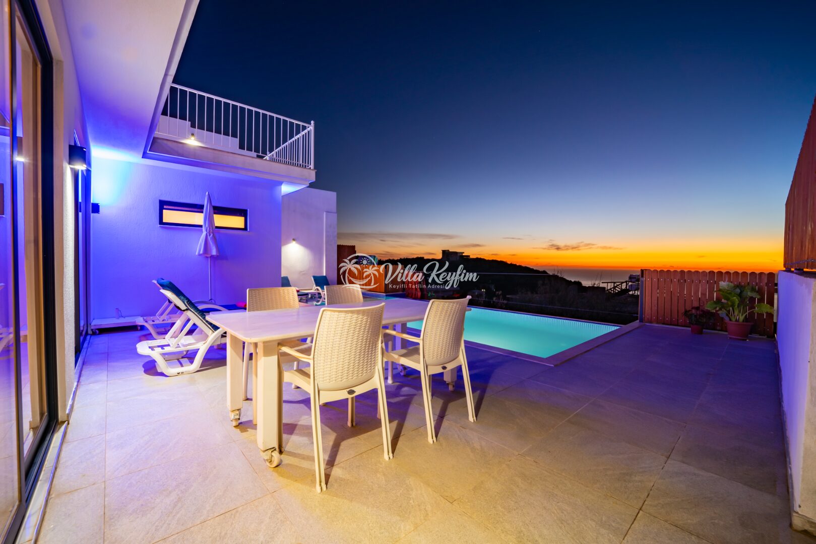 Villa Glorya — 12