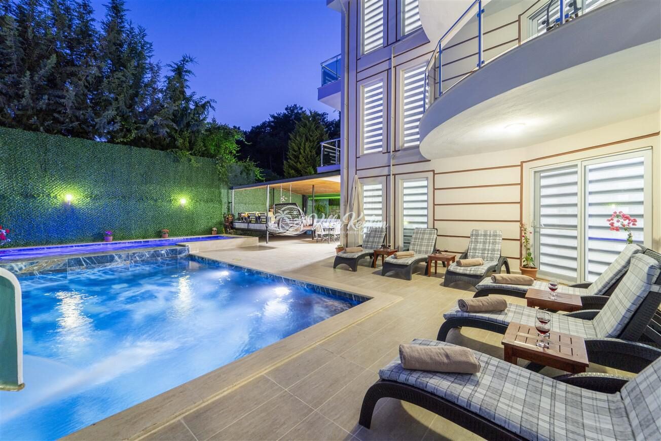 Villa Disney 2 — 28