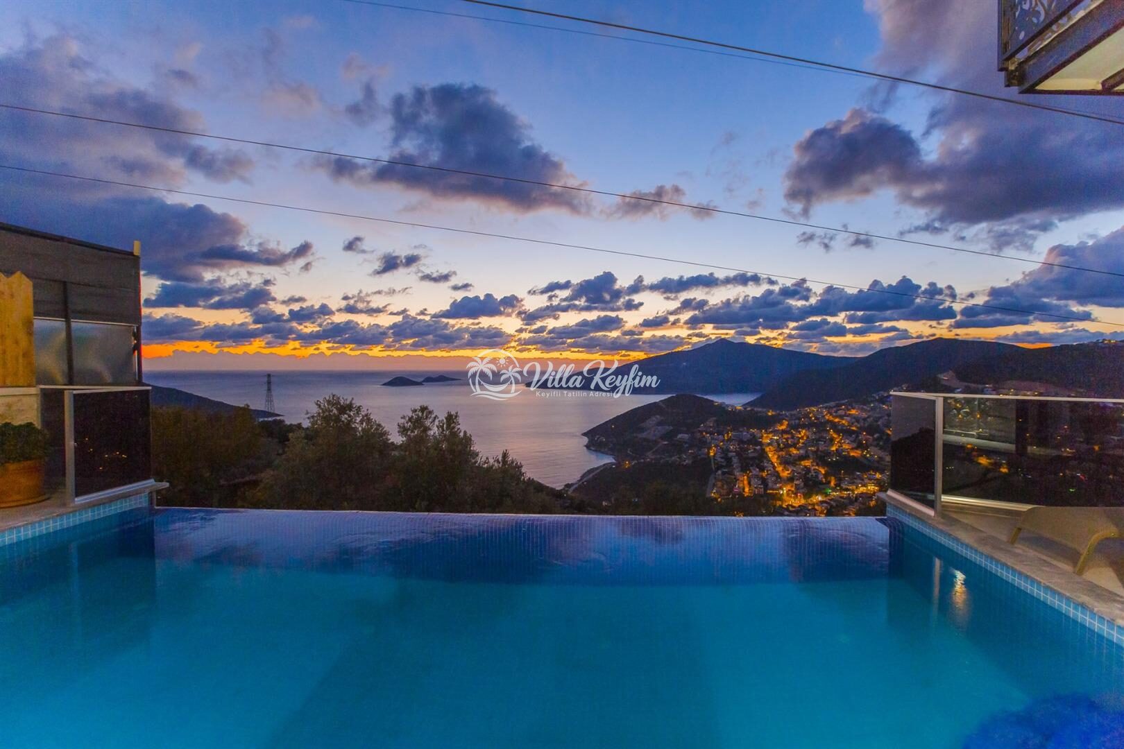 Villa Blue Vista — 2