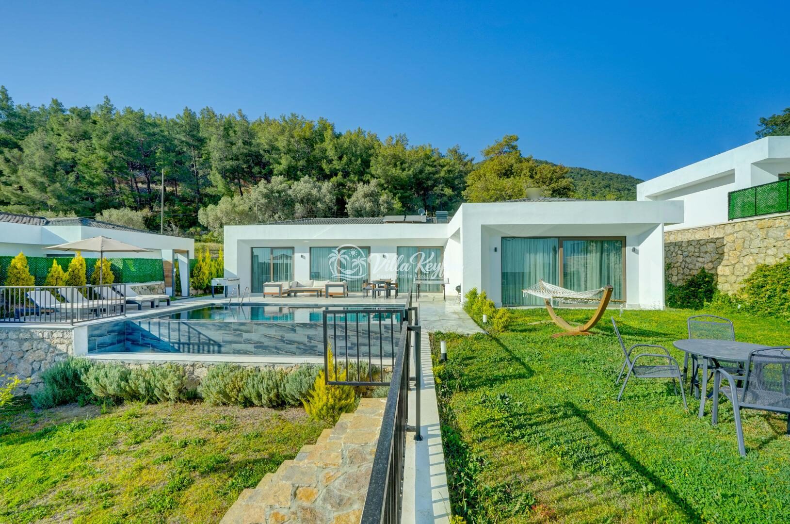 Villa Neptune 2 — 1