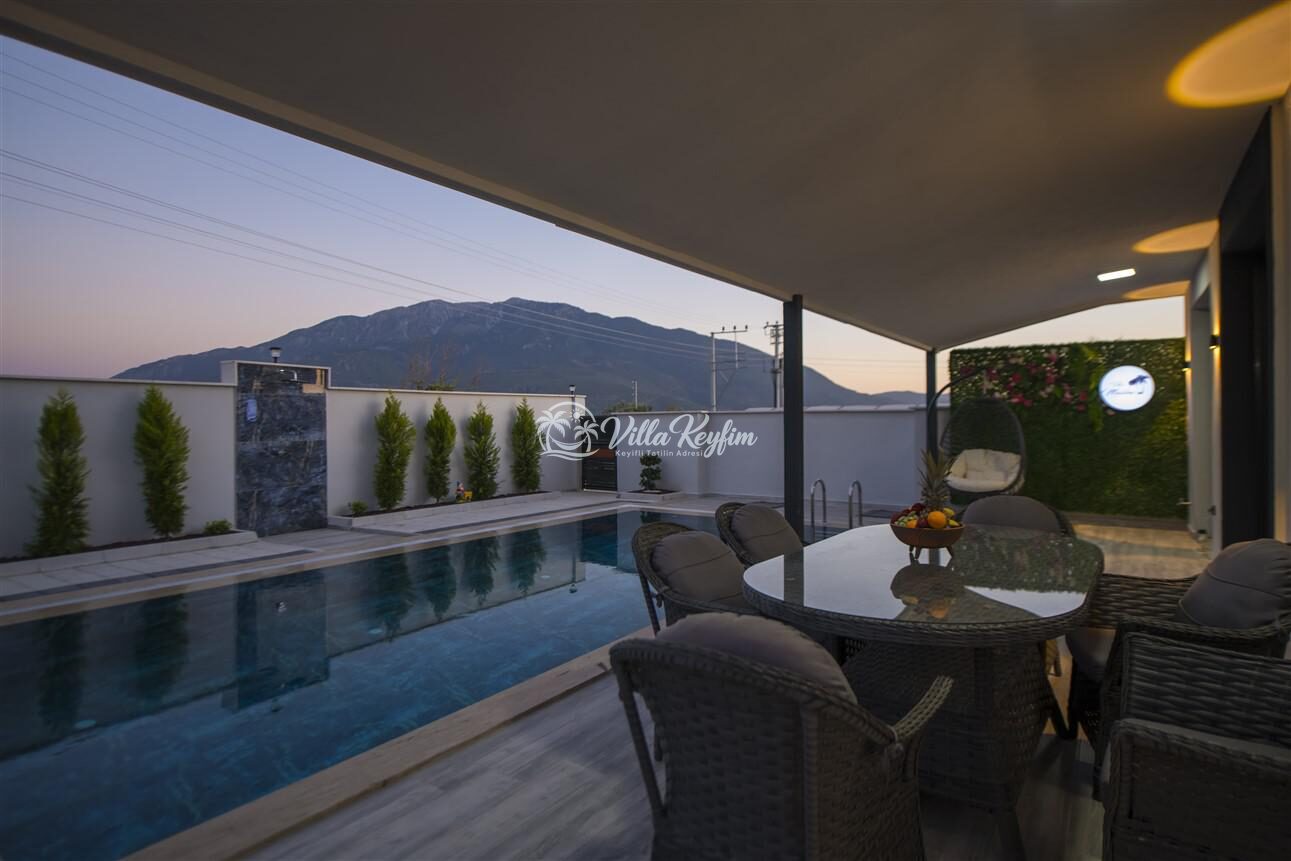 Villa Malibu — 10