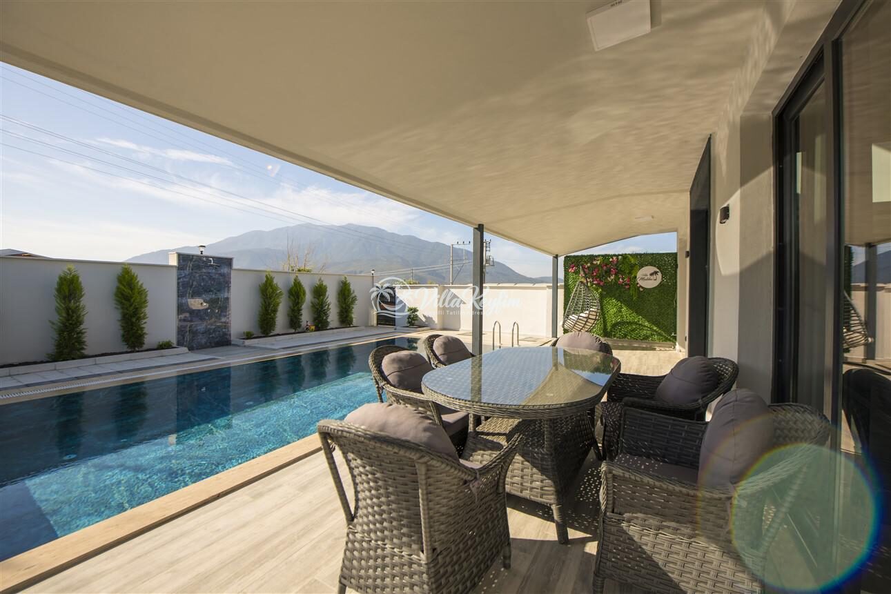 Villa Malibu — 13