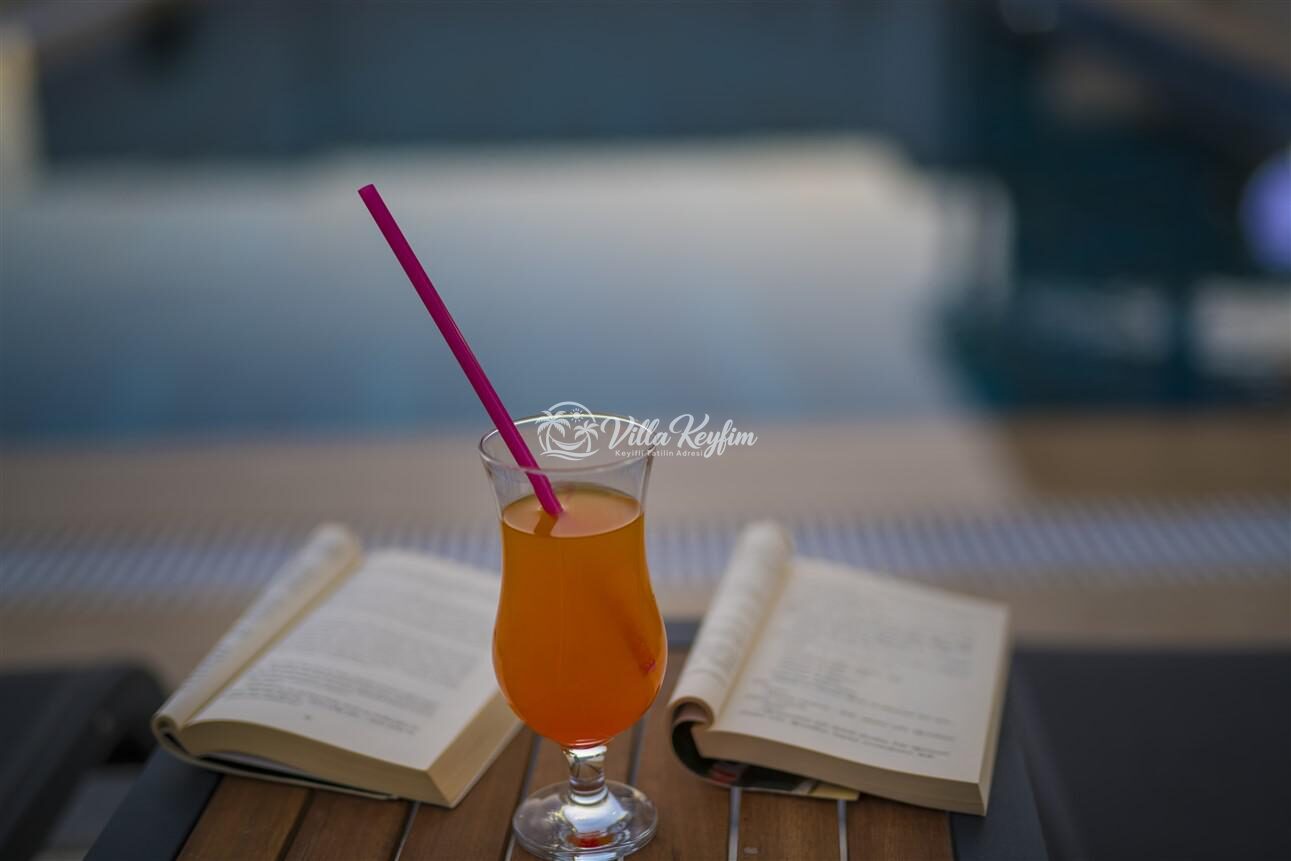 Villa Malibu — 26