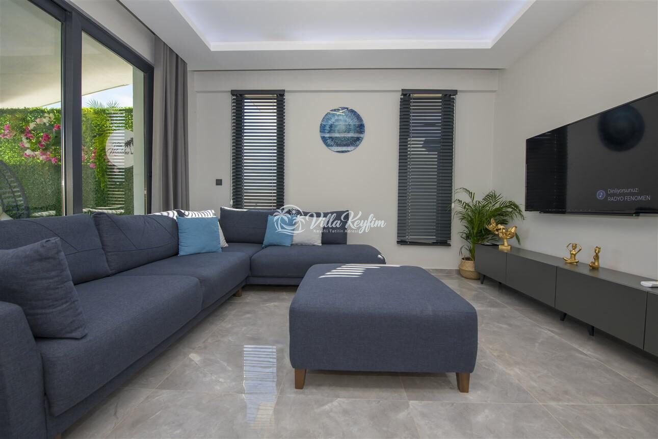 Villa Malibu — 35