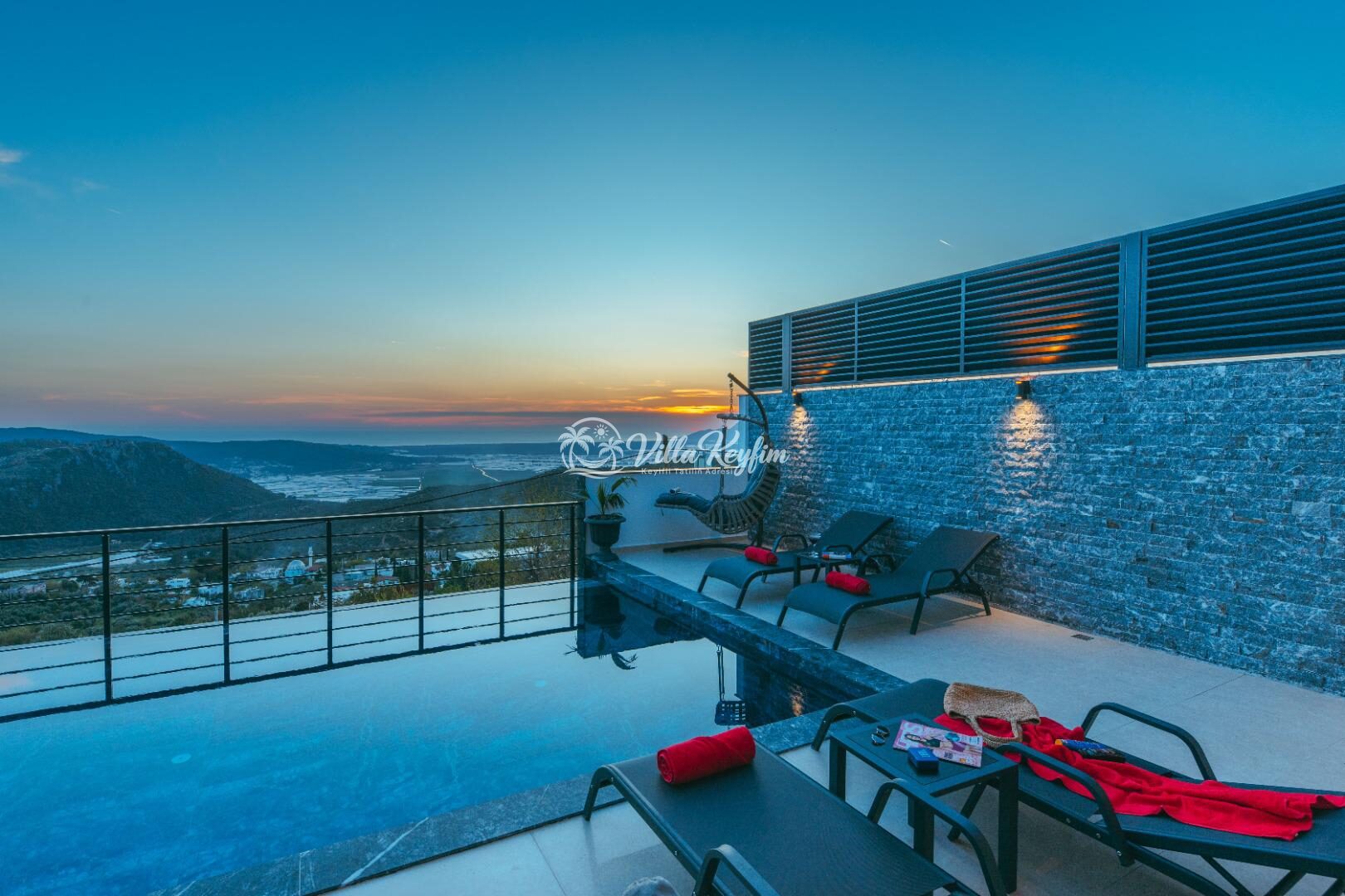 Villa Xanadu — 13