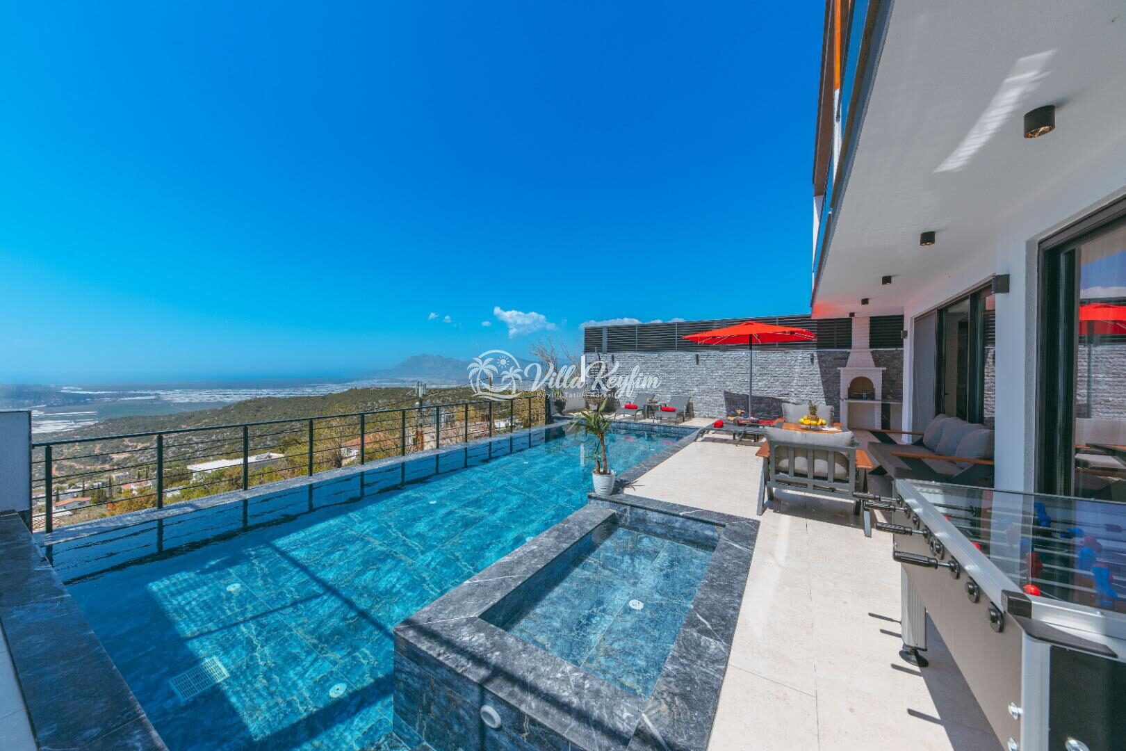 Villa Xanadu — 18