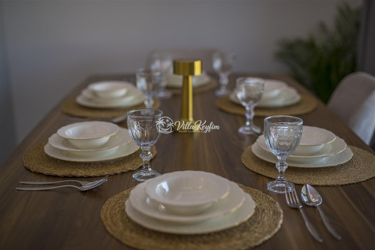 Villa Malibu — 53