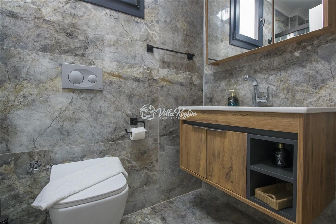Villa Malibu — 64