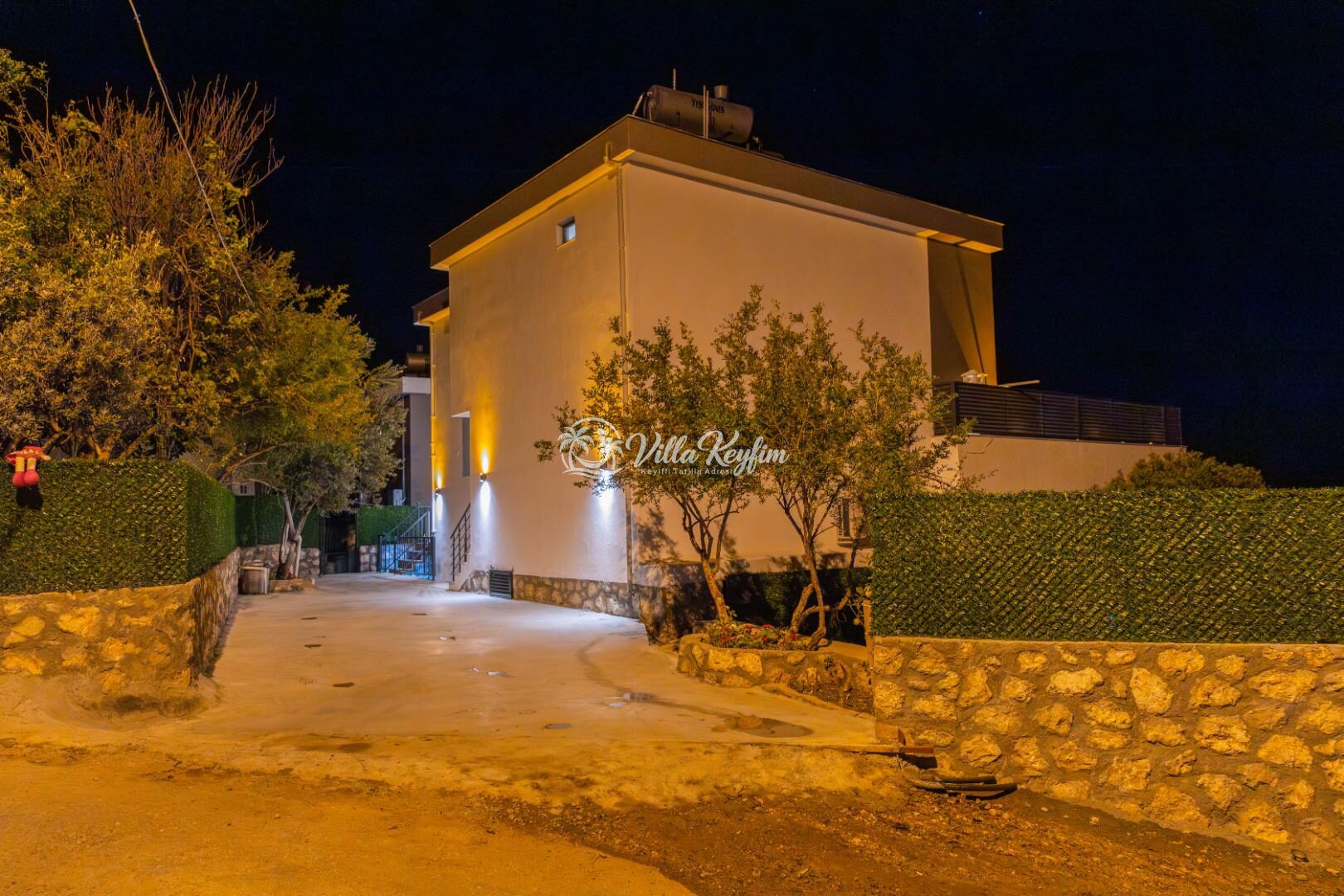 Villa Xanadu — 84