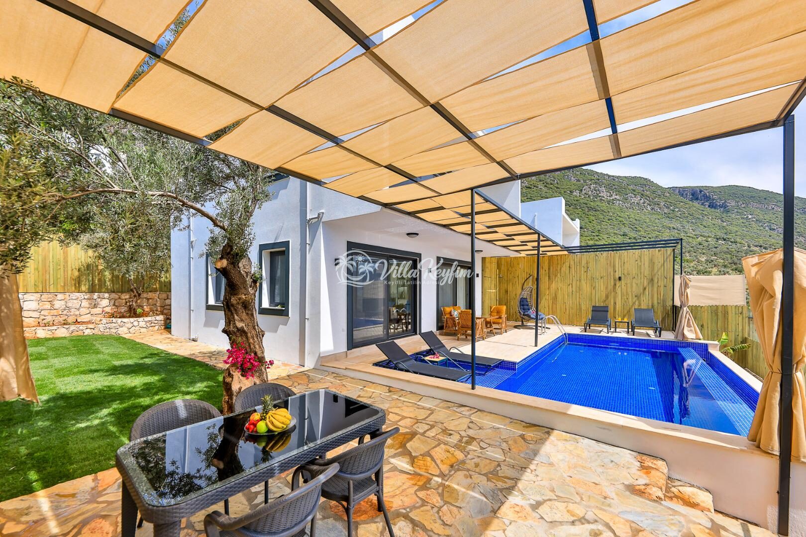Villa Albedo Blue — 8