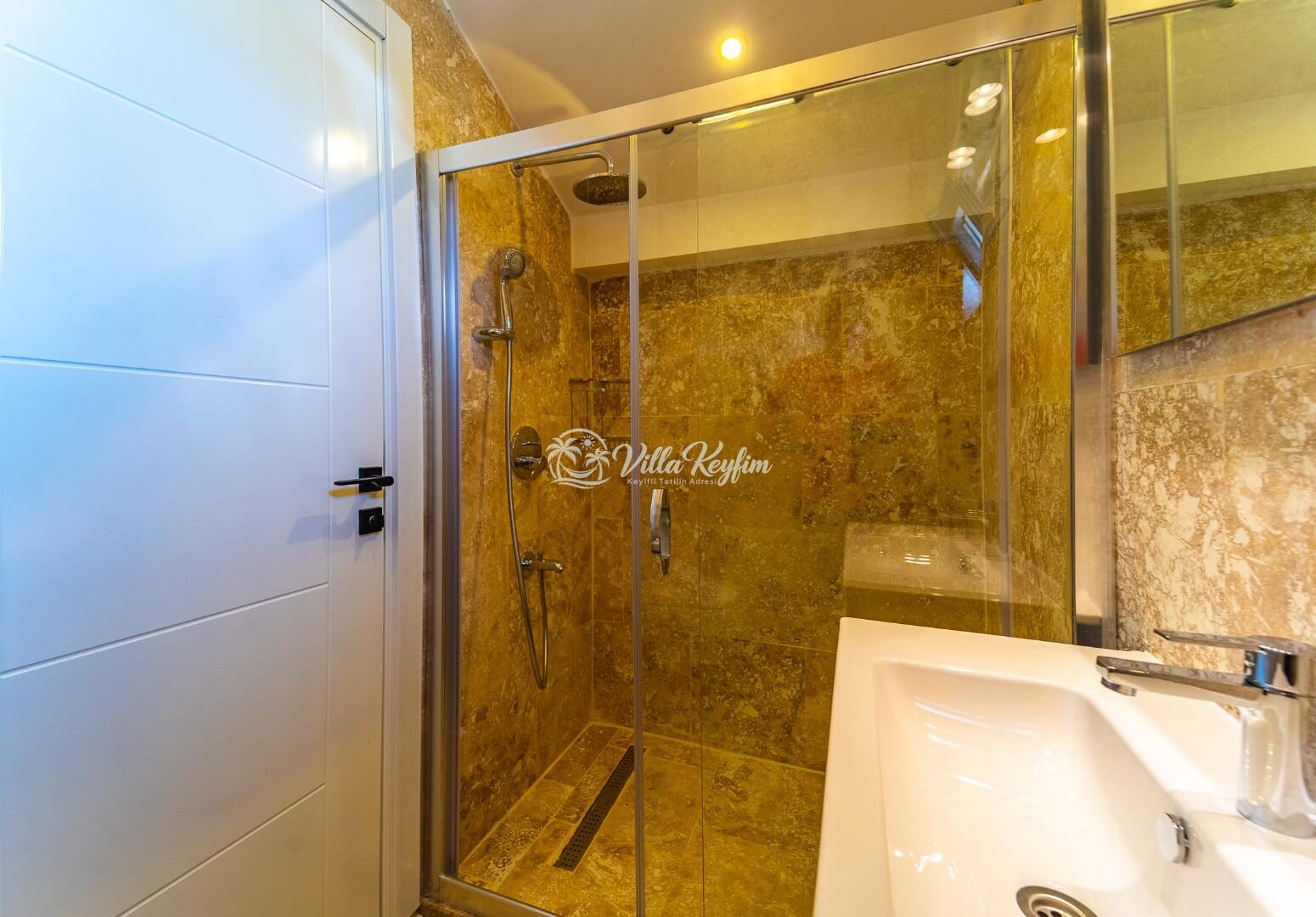 Villa Sirius Bezirgan — 31